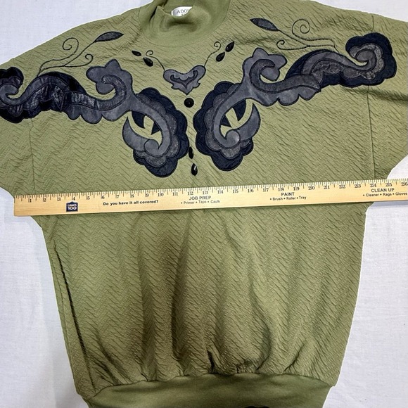 Adolfo Sport Women's M Green Textured Sweater Black Faux Leather Embellishments - Picture 4 of 5